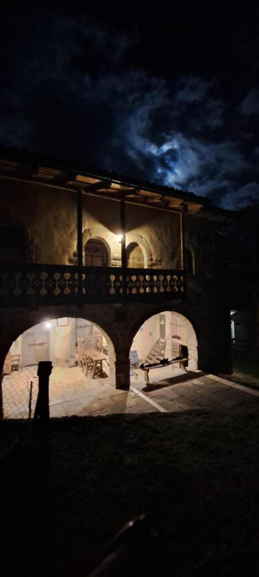 Dossena Dimora Storica Al Lac Conte Tomaselli Villa Madonna della Costa Exterior photo
